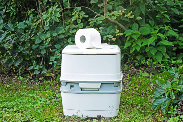 Portable Toilet Options We Offer in Deerfield, IL